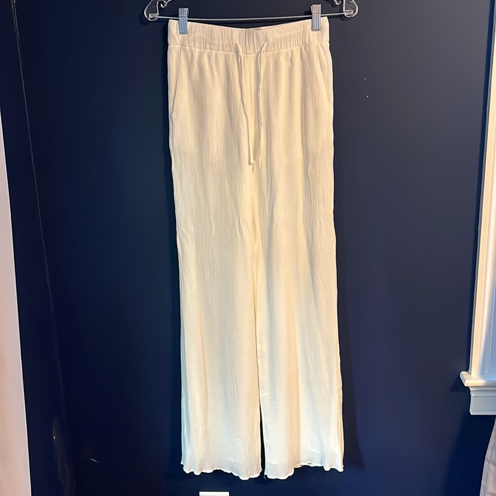 White Abercrombie linen pants size xs